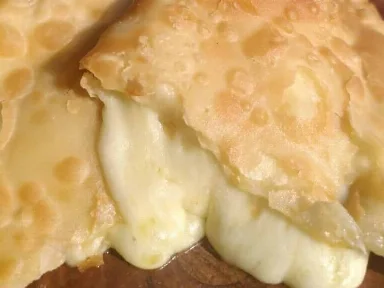 Pastel Quatro Queijos